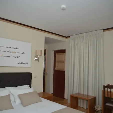 Casa Cachada Guest House Braga Room photo